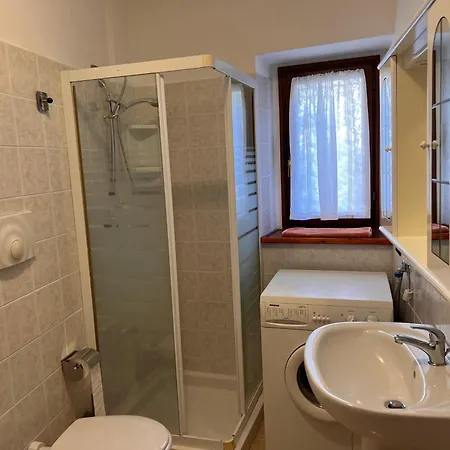 Apartment Via Lario 3 Met Balkon Acquaseria
